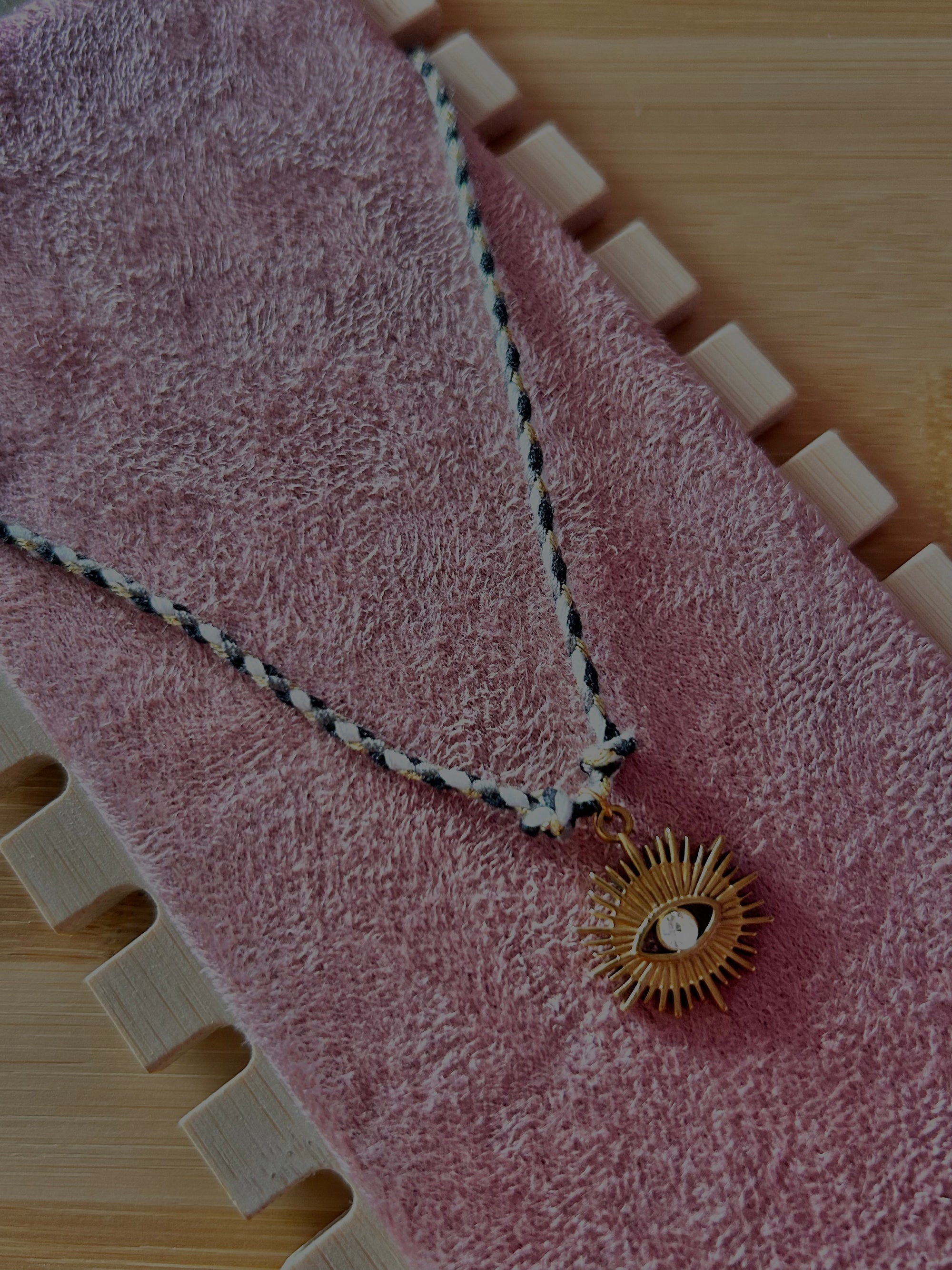 Collier Naia